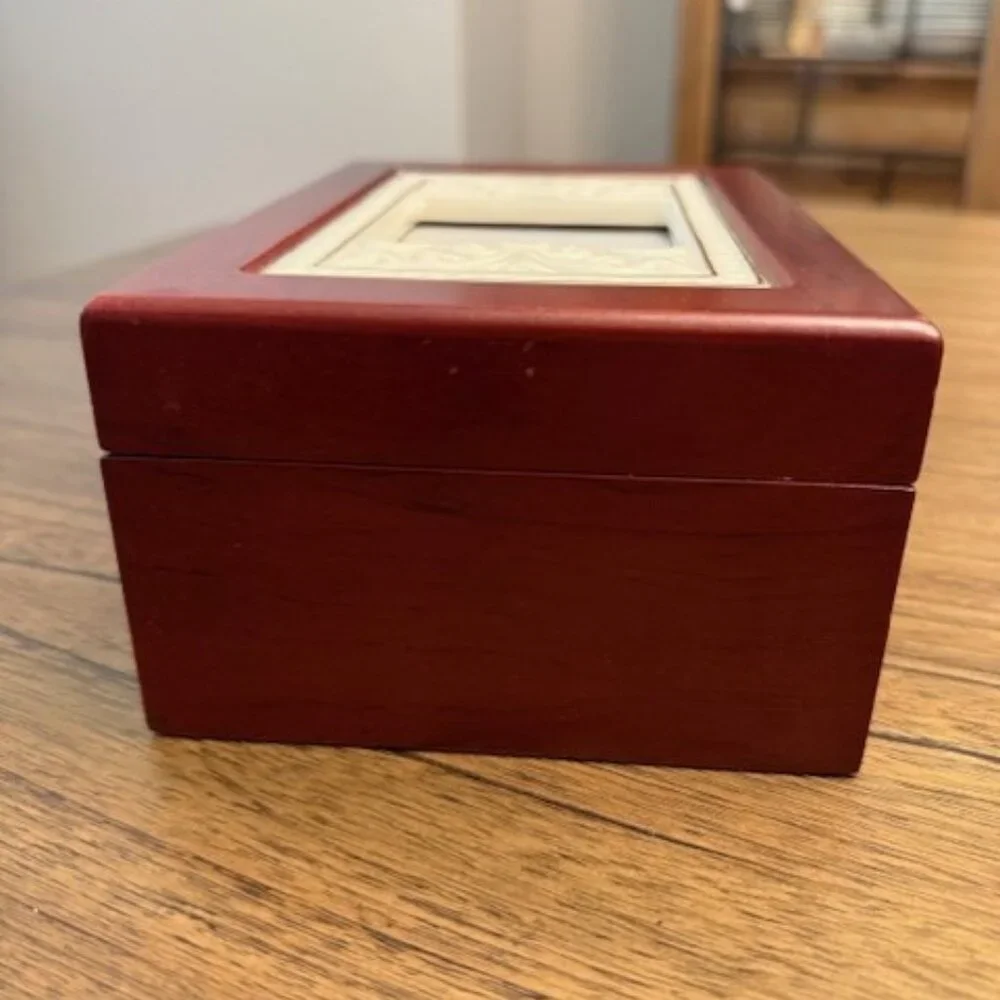 LENOX Cherished Memories Jewelry Box